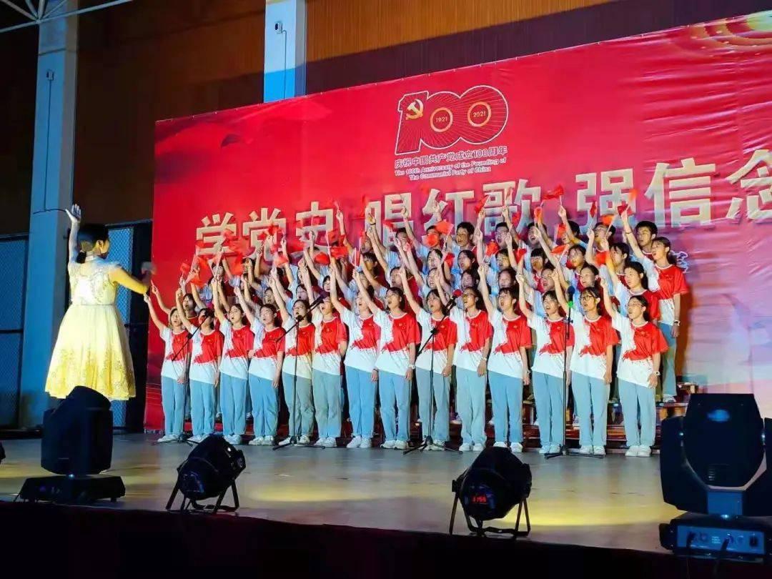 逃离整洁的杂物间